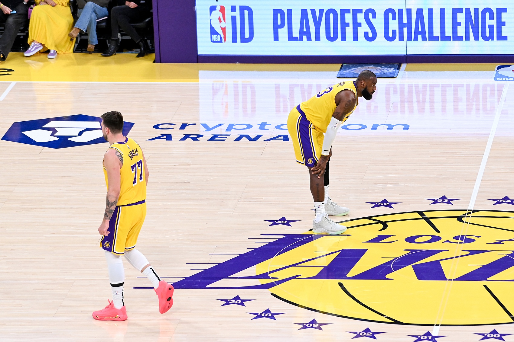 pp电子-纳什：詹姆斯搭档东契奇时展现出很强的适应能力 那让我很钦佩