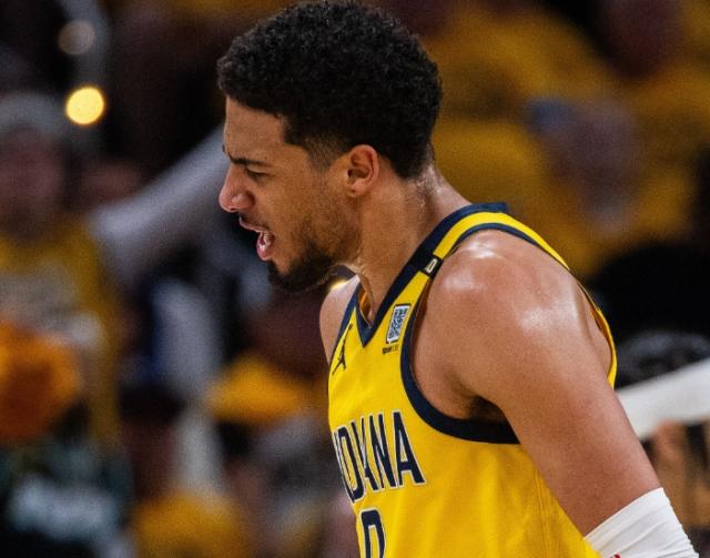 步行者黔驴技穷 0比2逆转绿军仅有那个男人曾做到