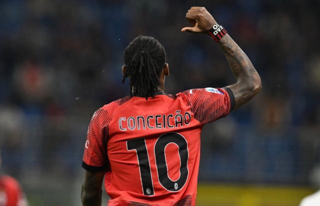 pp电子官网-AC米兰收获五球大捷，背后离不开“她”力量