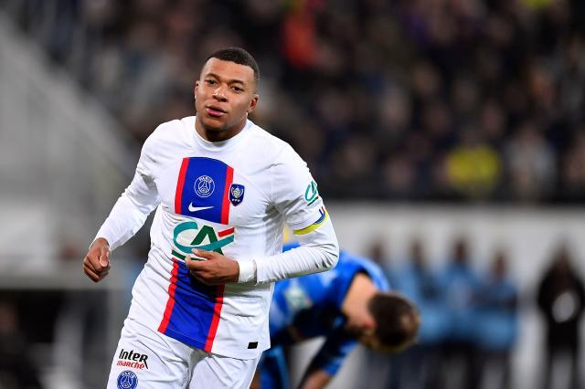 pp电子-《队报》评选法甲半程最佳阵容 姆巴佩为何落选？