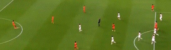 1631047932660075719.gif 【世预赛】孟菲斯戴帽+助攻+造红牌 荷兰6比1土耳其